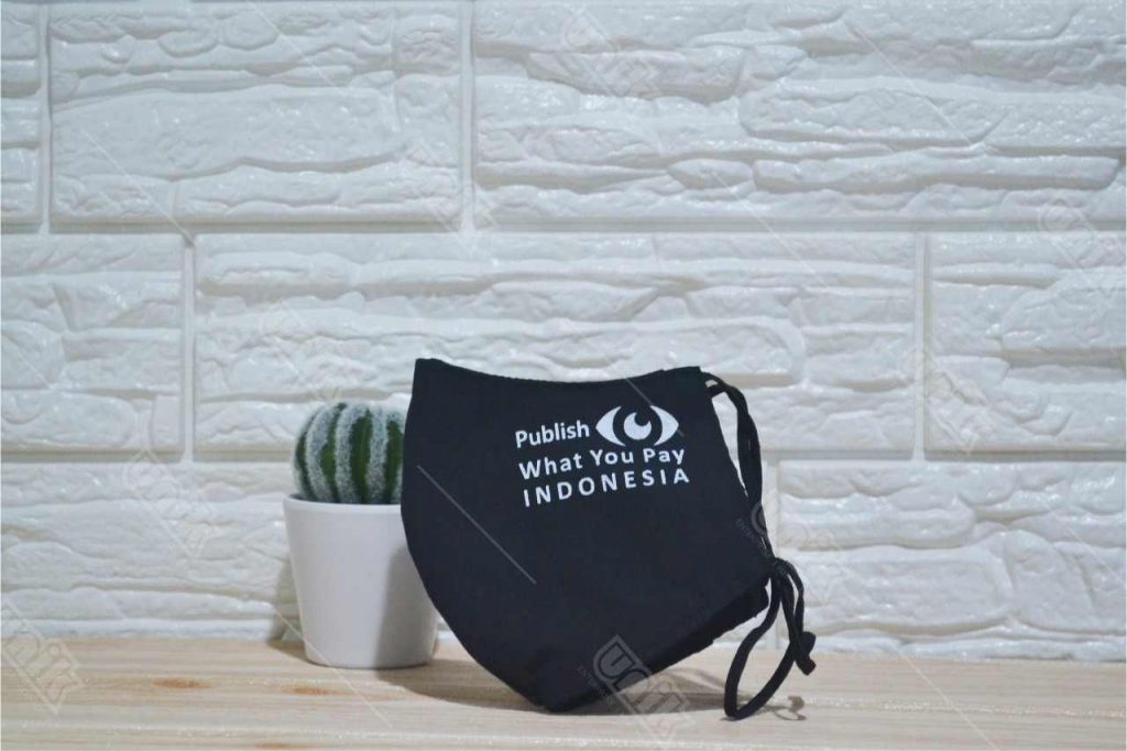 Masker Kain Tali Karet